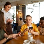 Marketing restaurace zaměřený na zážitek hosta v moderním podniku